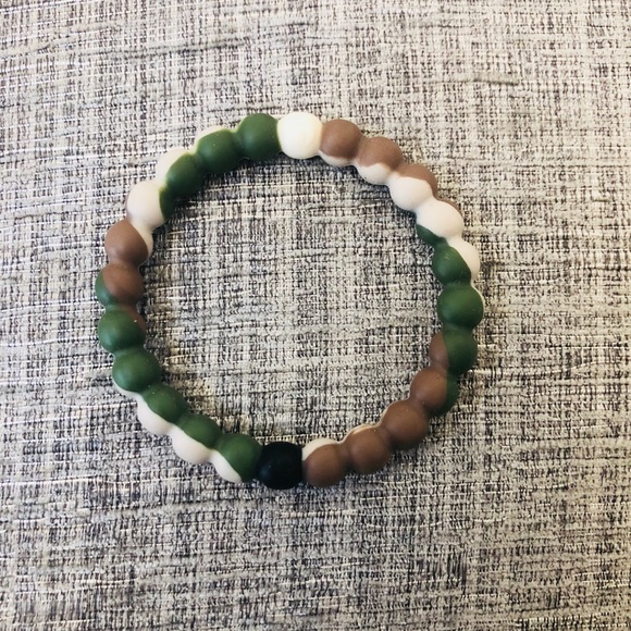 Lokai bracelets - Picture 6 of 7